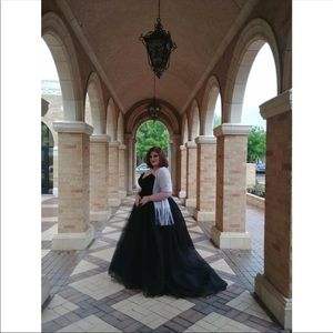 Selling my prom dress